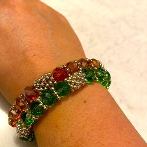 2 chunky metal and glass beaded stretch bracelets -amber, green and silver tone